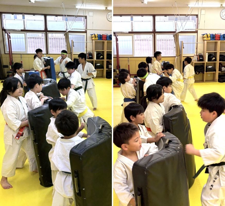 外舘道場で子どもたちが指導を受けながらミット打ちをしている様子